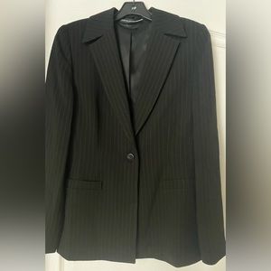 Elegant jacket.  Great condition.